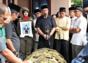 Pemko Payakumbuh Berduka, Kehilangan Birokrat Berdedikasi, Suasana Haru dan Hujan Iringi Pelepasan Jenazah Kadisnakerin Yasril