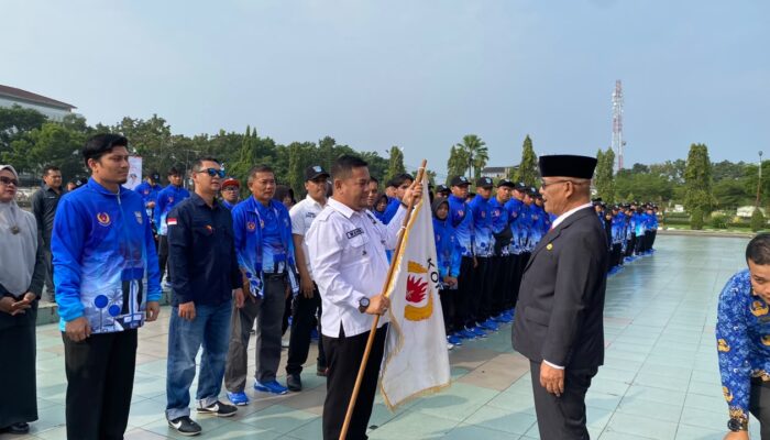 Bupati Yulianto Lepas 560 Atlet Pasbar ke Porprov Sumbar